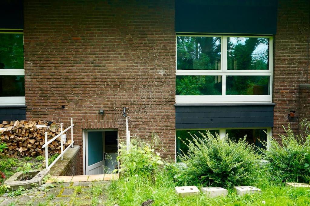 Helle Kellerwohnung Im Gruenen Mit Sauna Köln Kültér fotó